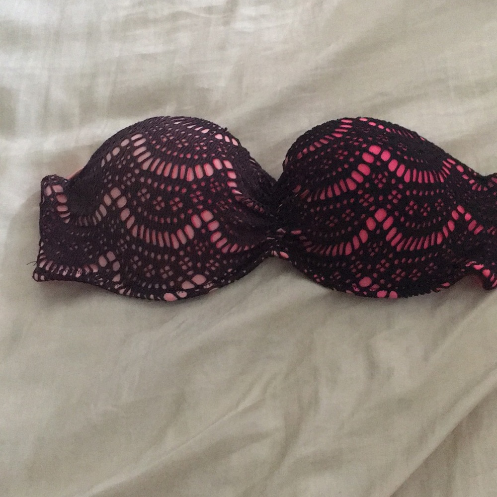 Strapless pink bikini top